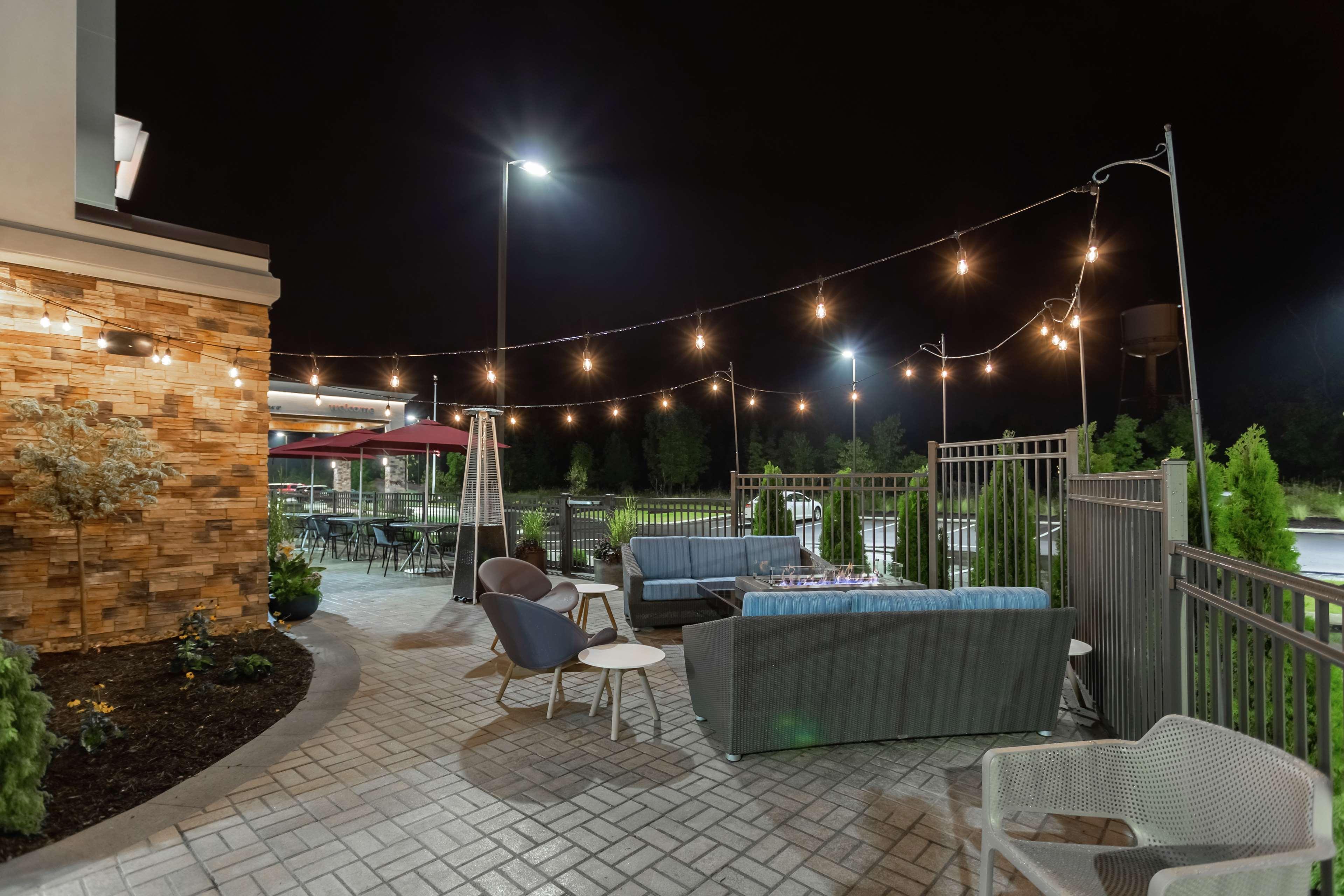 Hampton Inn Madison, Oh Esterno foto