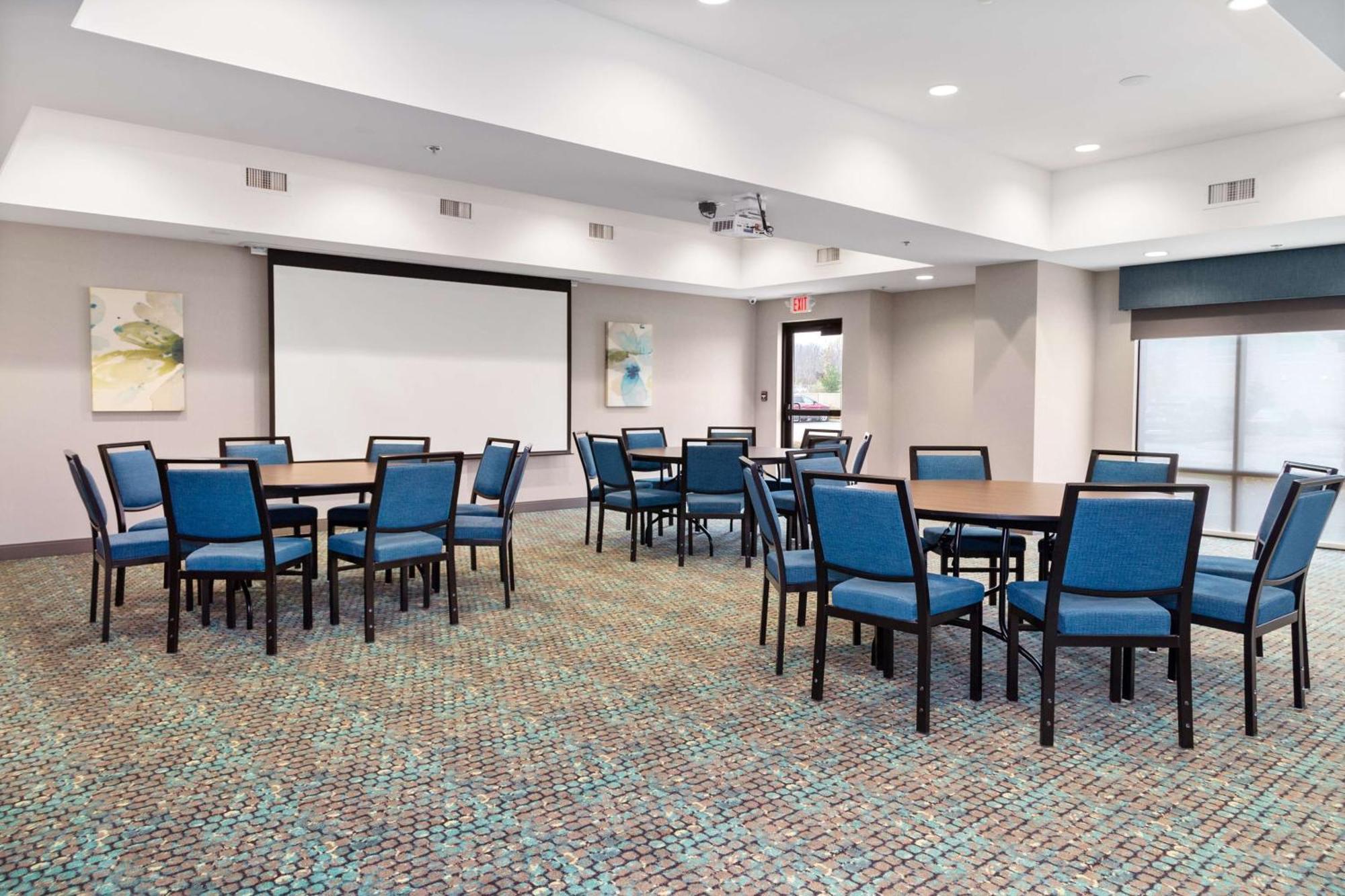 Hampton Inn Madison, Oh Esterno foto